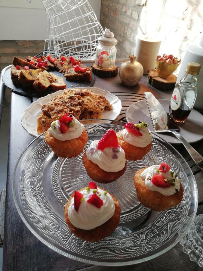 Zucchero Sui Baffi- Food Lovers B&B Мантуя Экстерьер фото
